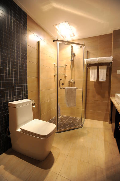 Wanrun International Resort Hotel In Tibet Xigaze Room photo